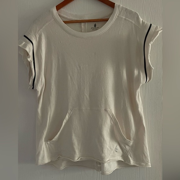FP Movement by Free People Away With The Wind Short Sleeve - Brushed Sail Size S - Picture 3 of 13